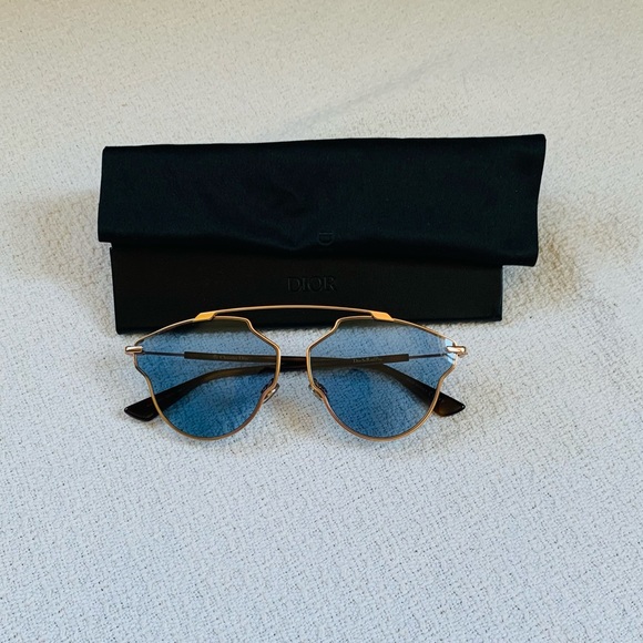 Authentic Dior sunglasses. - Picture 3 of 4